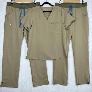 Figs Scrub Set Bundle in Sandstone 2 Pairs Kade Cargo Pants MT Catarina Top L